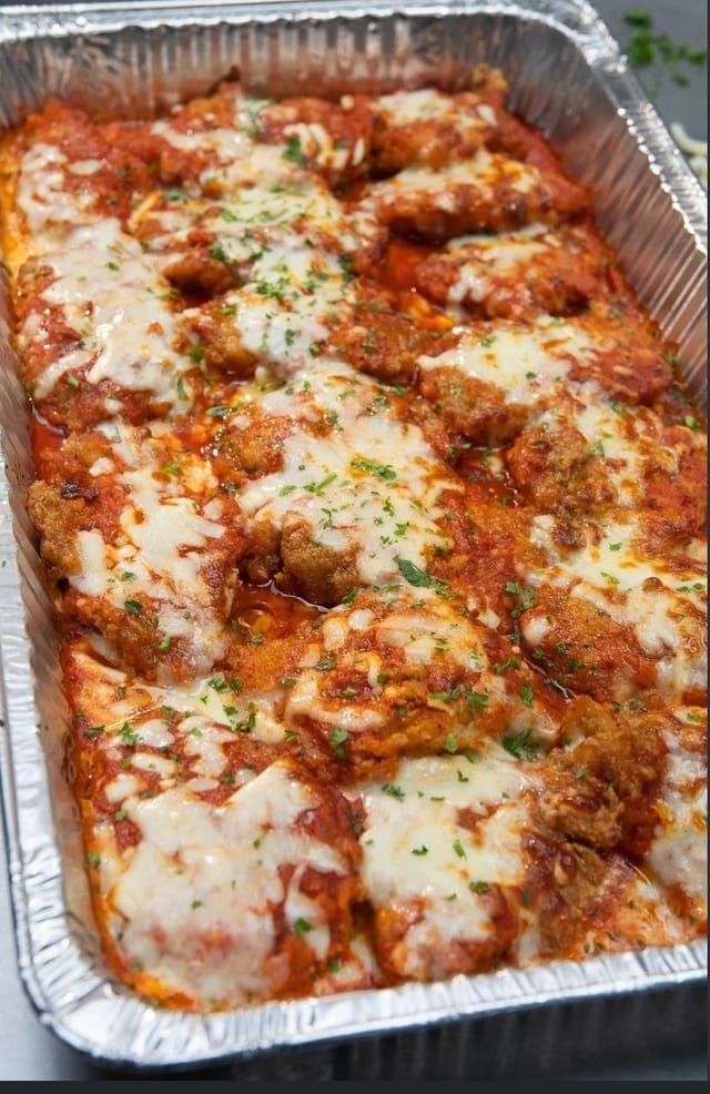 Chicken Parmesan Full Tray (Serves 8-12).
