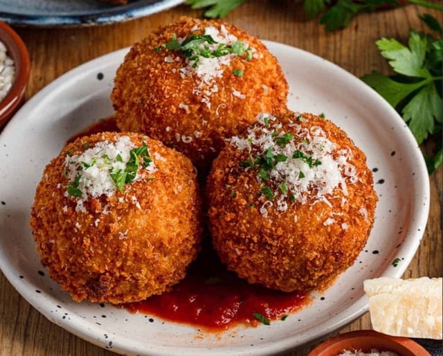 Rice Balls-Order of 4.